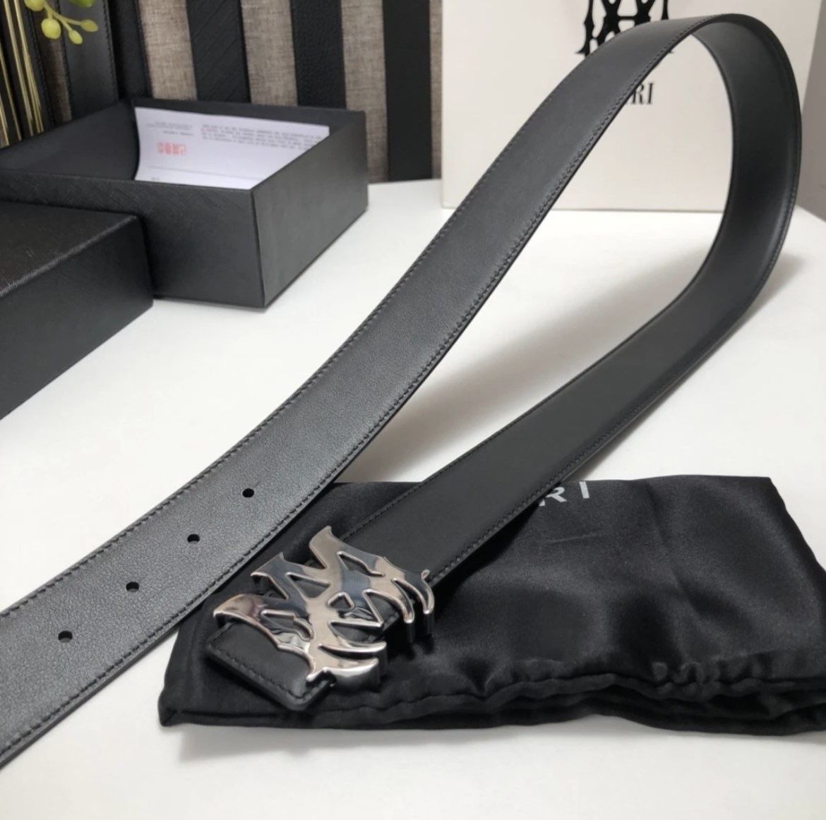 Amiri belt