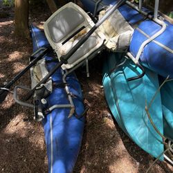Pontoon Boat