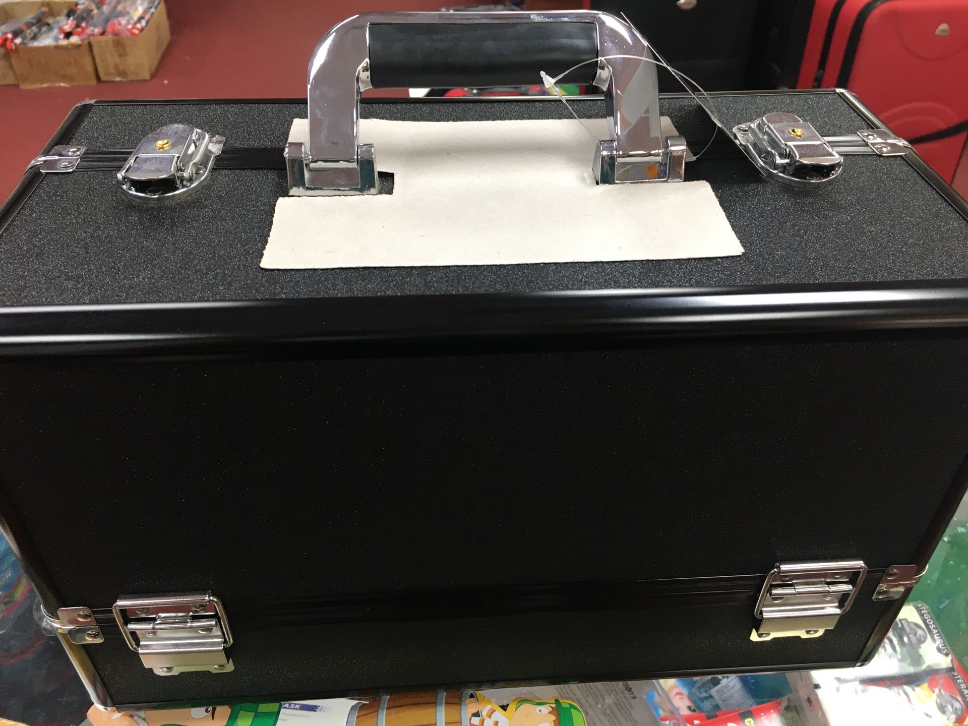 Makeup case silver and black color