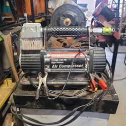 Pittsburgh 12 volt 150 psi compressor.