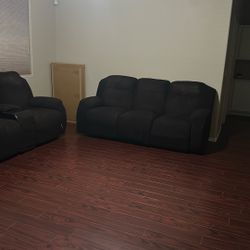 Sofa Couch Recliner Set (old And Worn)