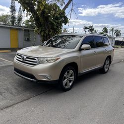 2012 TOYOTA HIGHLANDER