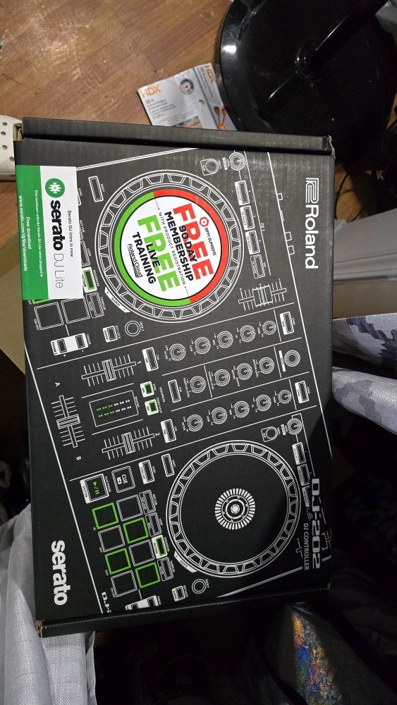 Roland DJ 202