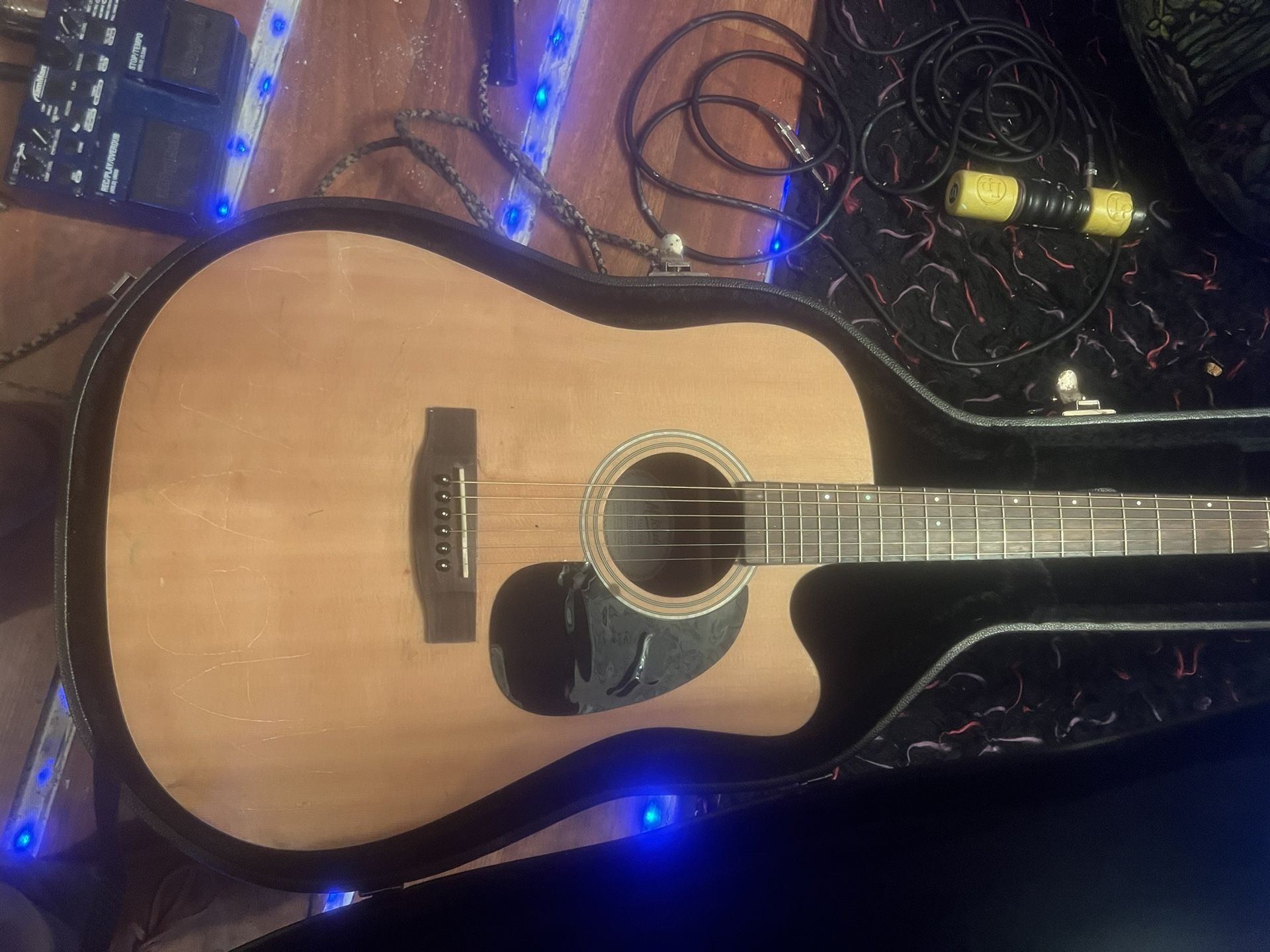 Acoustic Electric Guitar Mitchell