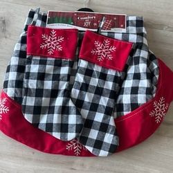 Christmas Tree Skirt And Stockings 
