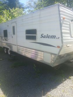 Salmon Rv travel trailer