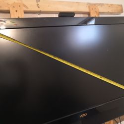 3 Tv's