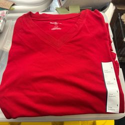 Five large V-neck standard fit shirts