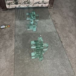 GLASS TABLE