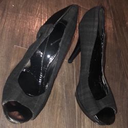 Little Black Shoes. Size 7 Womens 