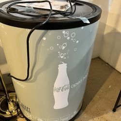 Rechargeable Cooler
