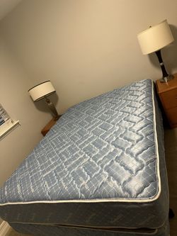 Queen Size Matress