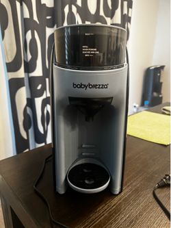 Baby Brezza Formula Pro Advanced – Like New! 🍼