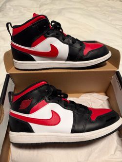 Air Jordan 1 Mid