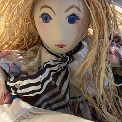 Vintage 1970’s Eamily Doll