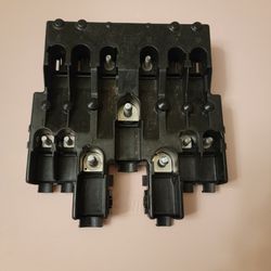 2019-2023 Mercedes Sprinter Battery Junction /fuse Box