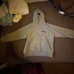Essential hoodie