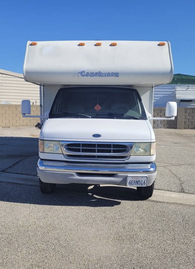 2002 Ford Coachman