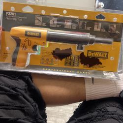 Dewalt P2201