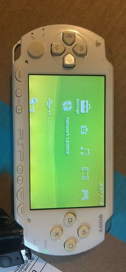 White Sony PSP Bundle W Charger & Battery– Tested & Working – Factory New Game Included