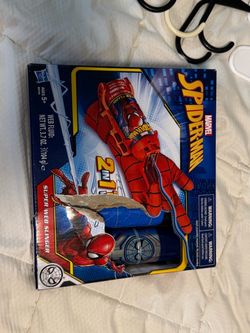 Boys toy / spiderman web slinger