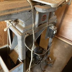 Plywood Sheets (Approx. 20) + FREE Planer + Scrap Wood – Make an Offer