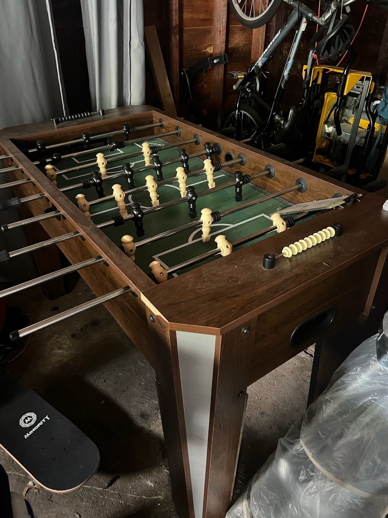 Airzone play foosball table Wood One spot that wood is damaged/worn Smoke free household