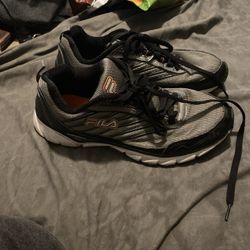 Fila Size 10 Orange And Black Shoes.