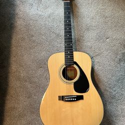 Yamaha Guitar