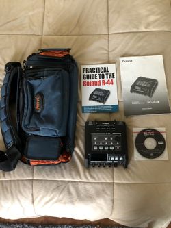 Roland Portable Audio Recorder 4-Channel R-44 24-bit 192khz SD Card