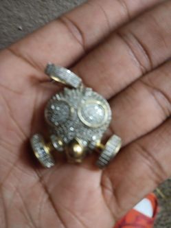Accessorie for your necklace
