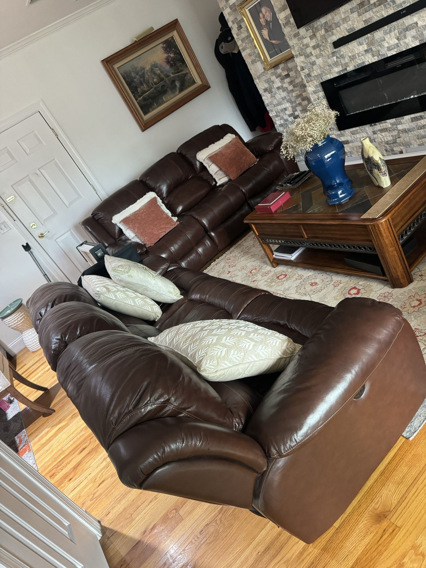 Raymour And Flanigan Bryant Leather Excellent Condition Recliners Or Best Offer