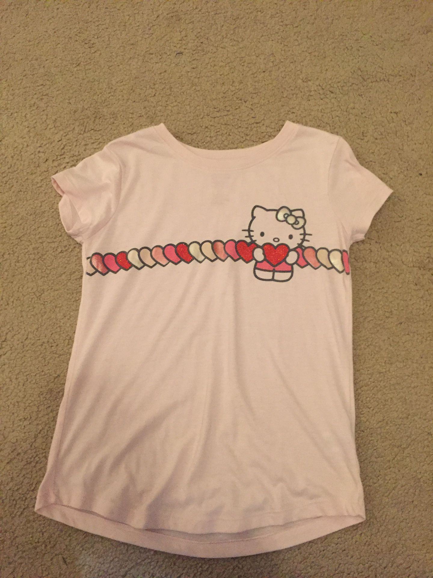 Hello kitty Valentine’s Day shirt with hearts (girls,kids)