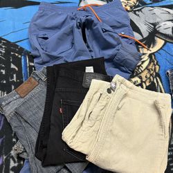 LOT OF JEANS Waist 34-36! Levi’s, Guess Jeans And More ! 