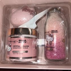 Hello Kitty Bath Set