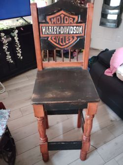HD bar stool