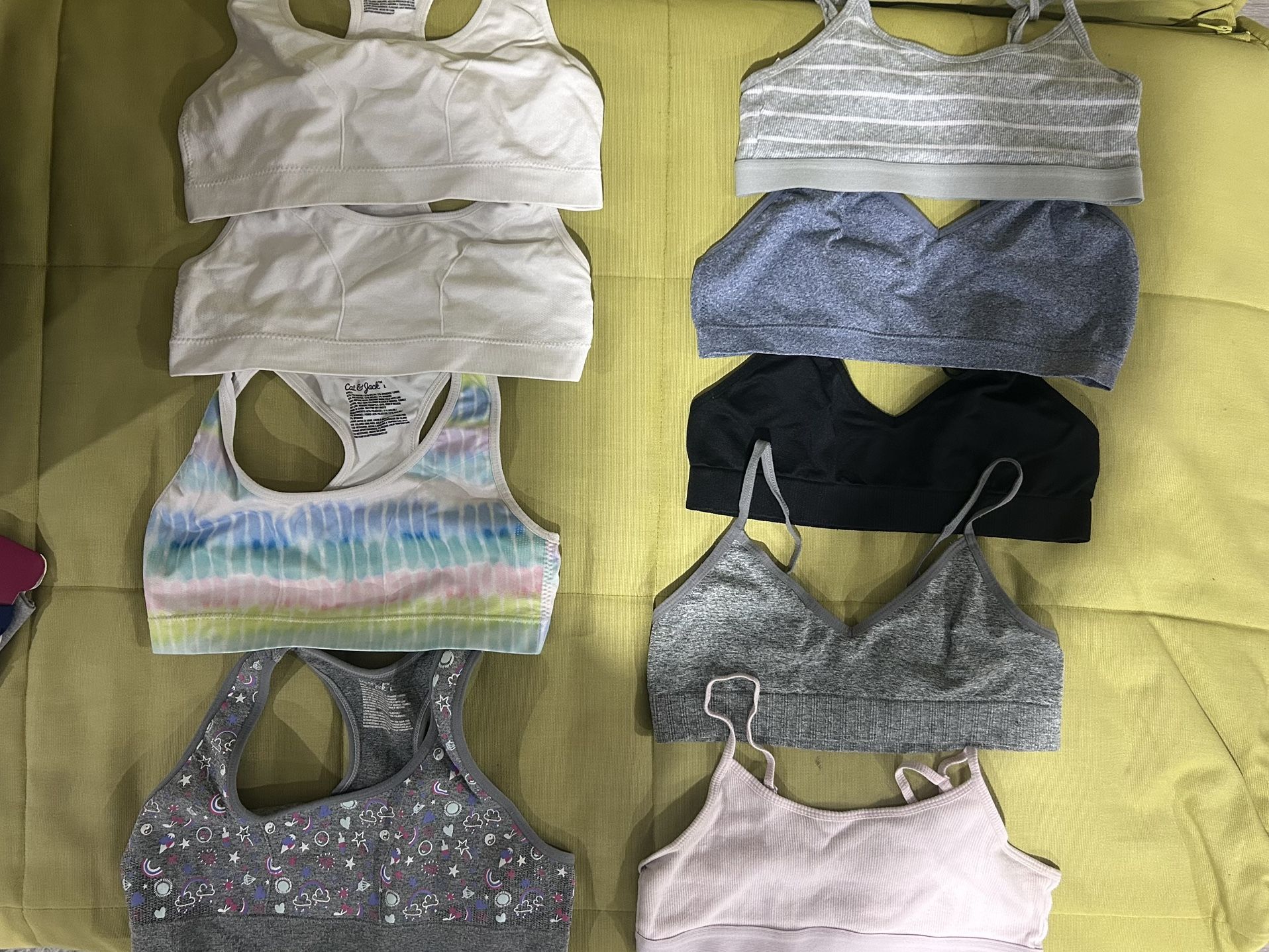 Girls’ Seamless Bra Size M & L