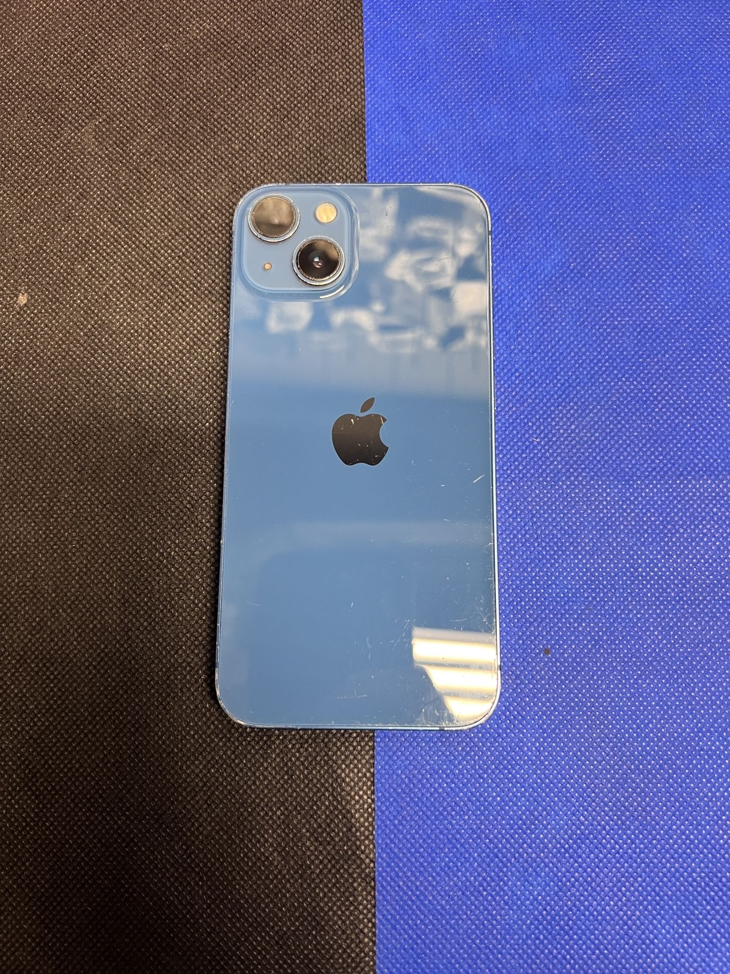Apple iPhone 13 128GB Unlocked