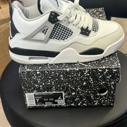 Air Jordan 4 Retro