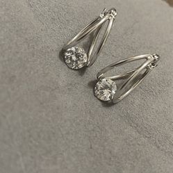 14K White Gold W/ Cubic Zirconium Earrings 