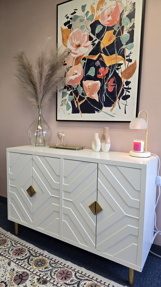 White Cabinet