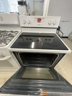 Whirpool Eléctric Stove Used Good Condition With 90days Warranty  Thumbnail