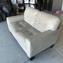 Love Seat 