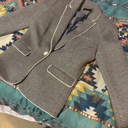 NWOT Tommy Hilfiger Blazer size 2