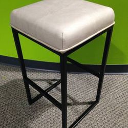 Brand new! Leather. Metal frame. Fully assembled. Counter height.

