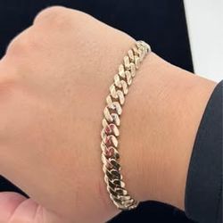 30 Gms 10KT Gold Miami Cuban Link Bracelet