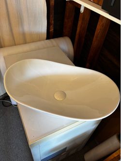White modern sink bowl bathroom