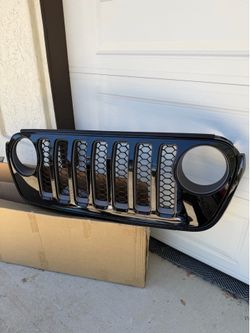 2021 Jeep Rubicon 4xe Grill