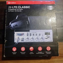 Cobra 29 LTD Classic 4W 40-Ch Dual-Mode AM/FM Professional CB Radio