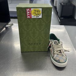 Gucci shoes ,size 42